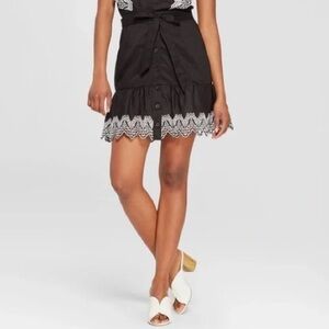 Who What Wear Black Cotton Mini Skirt with White Eyelet Trim - Button Down